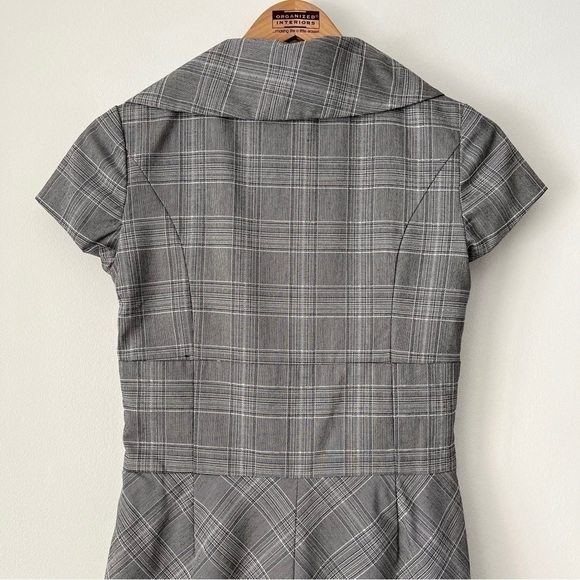 Suzy Shier Gray Plaid Cape Collar Sheath Dress Size S - Picture 8 of 15
